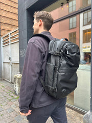 Travel Backpack with Vacuum Compression: 60L Expandable